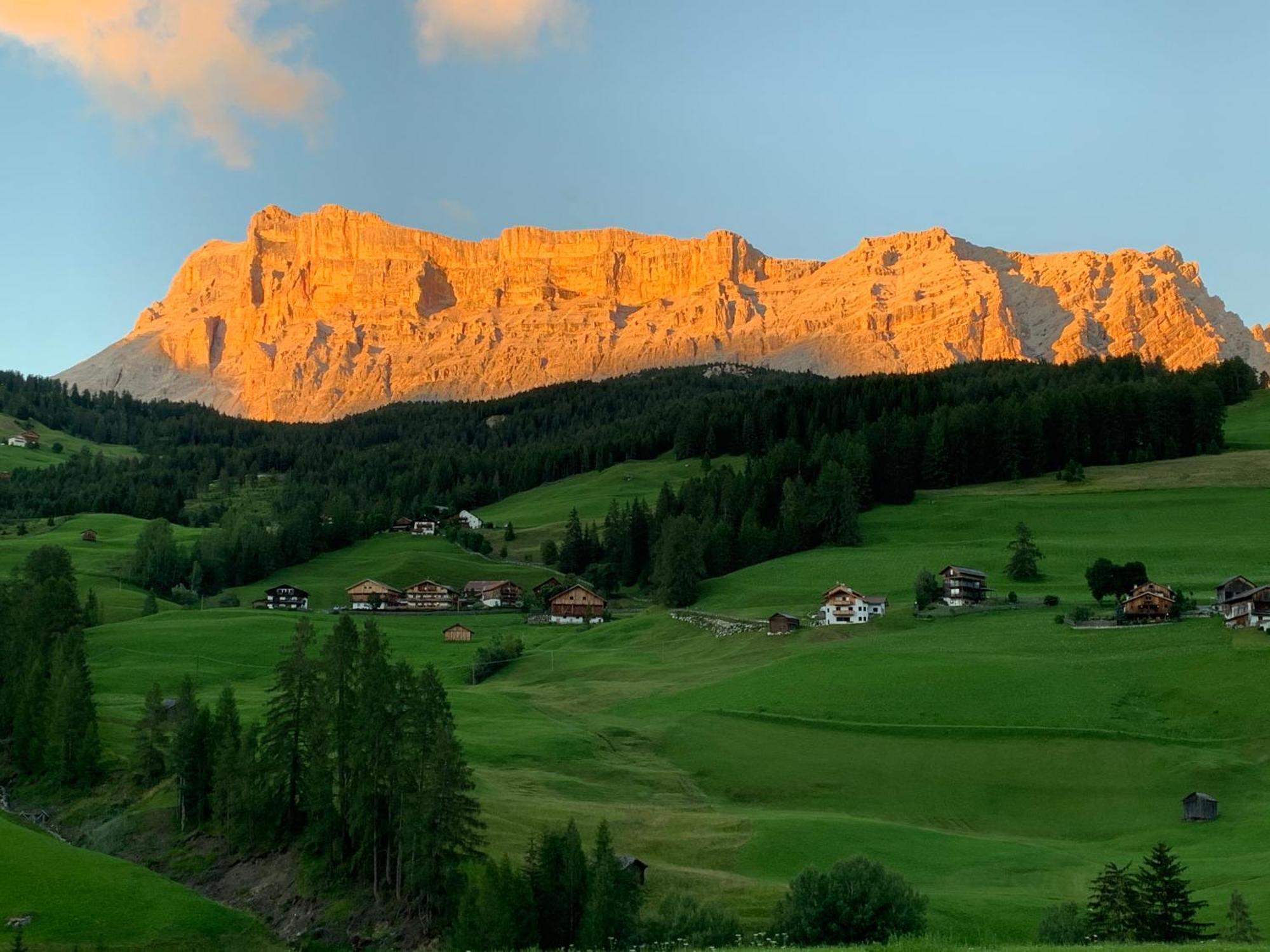 Hotel La Villa Kültér fotó