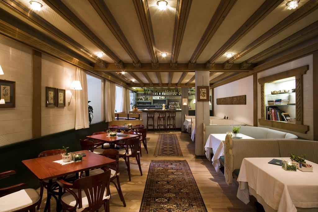 Hotel La Villa Kültér fotó